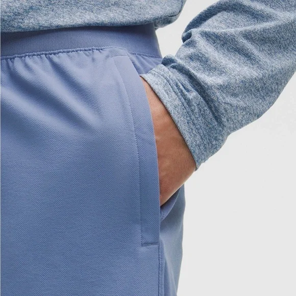 lululemon License To Train short - Picture 4 of 14